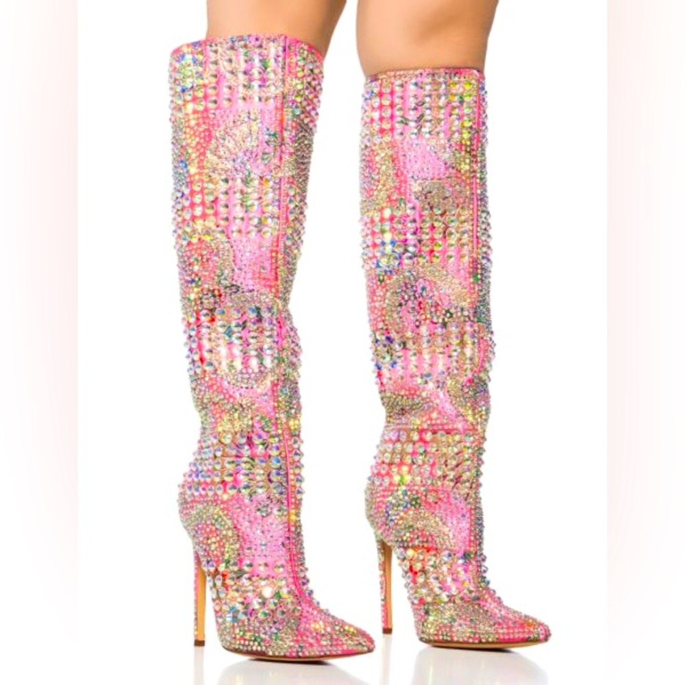 AZALEA WANG Pink Floral Embroidered Brocade Rhinestone Boots